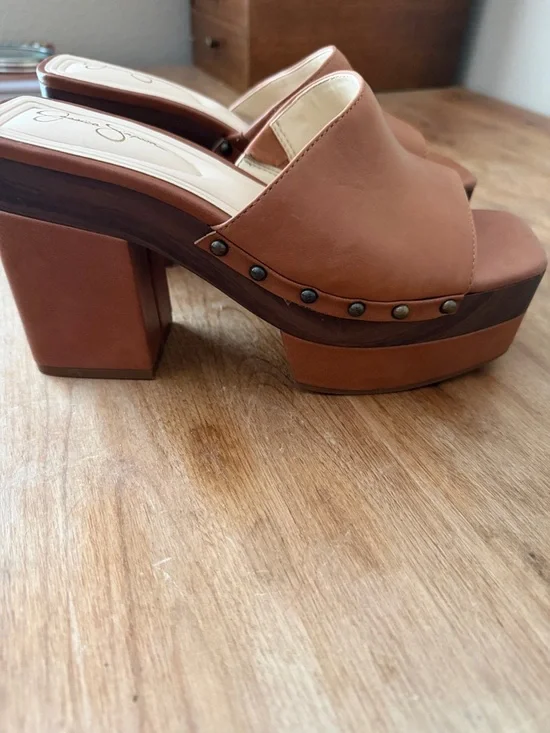 Jessica Simpson Cognac Brown Studded Platform Mules - Picture 1 of 8